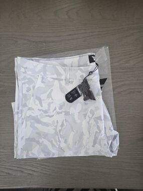New PXG White & Light Gray Camo Golf Shorts